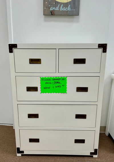 Bertini Wyatt 5 Drawer Chest in White